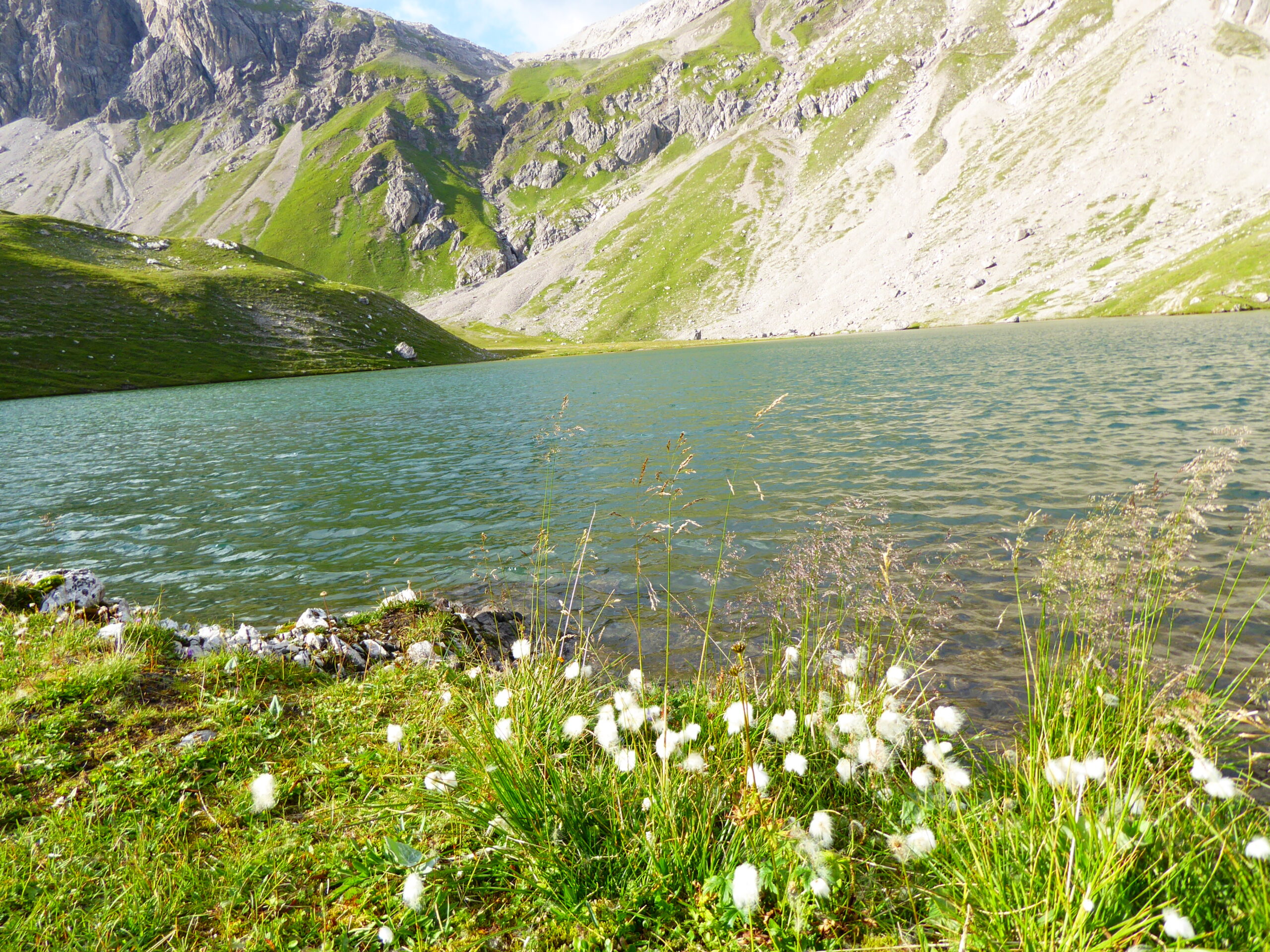 view of a mountain lake